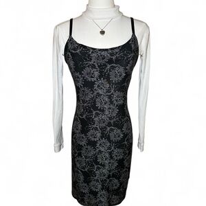 White Turtleneck Long Sleeve Fitted Crop Top